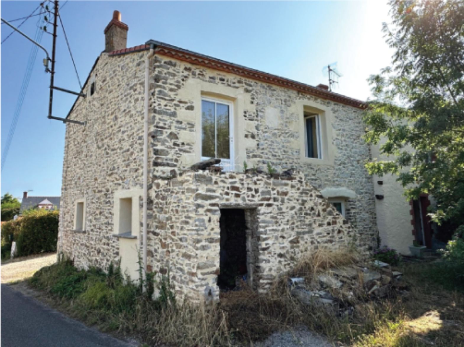 Ravalement façade en pierre à La Montagne (44) - Maison