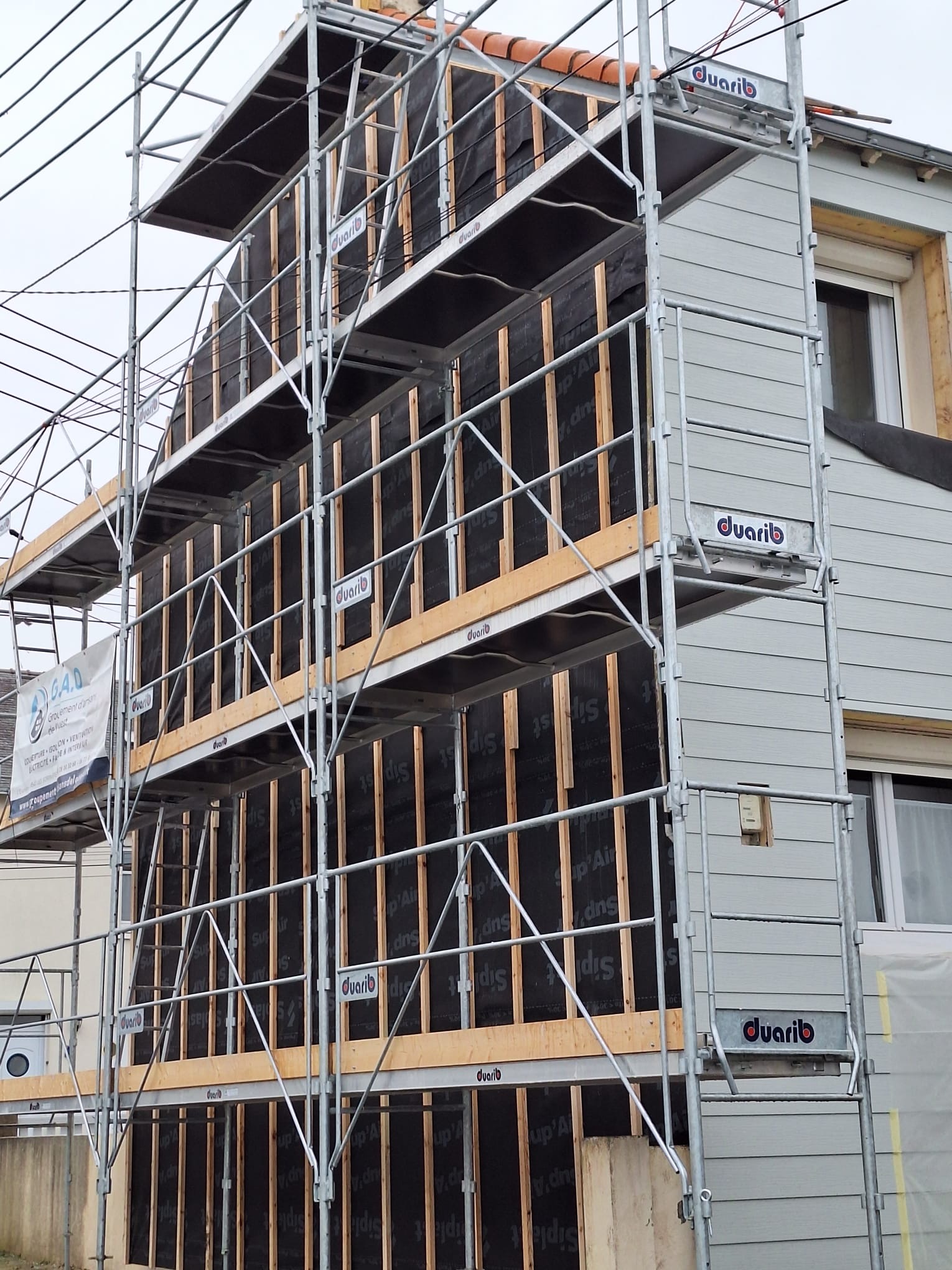 Pose bardage façade Saint-Nazaire - Échaffaudage